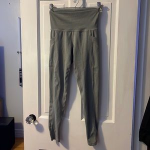 Prana Becksa 7/8 ribbed legging with side pockets